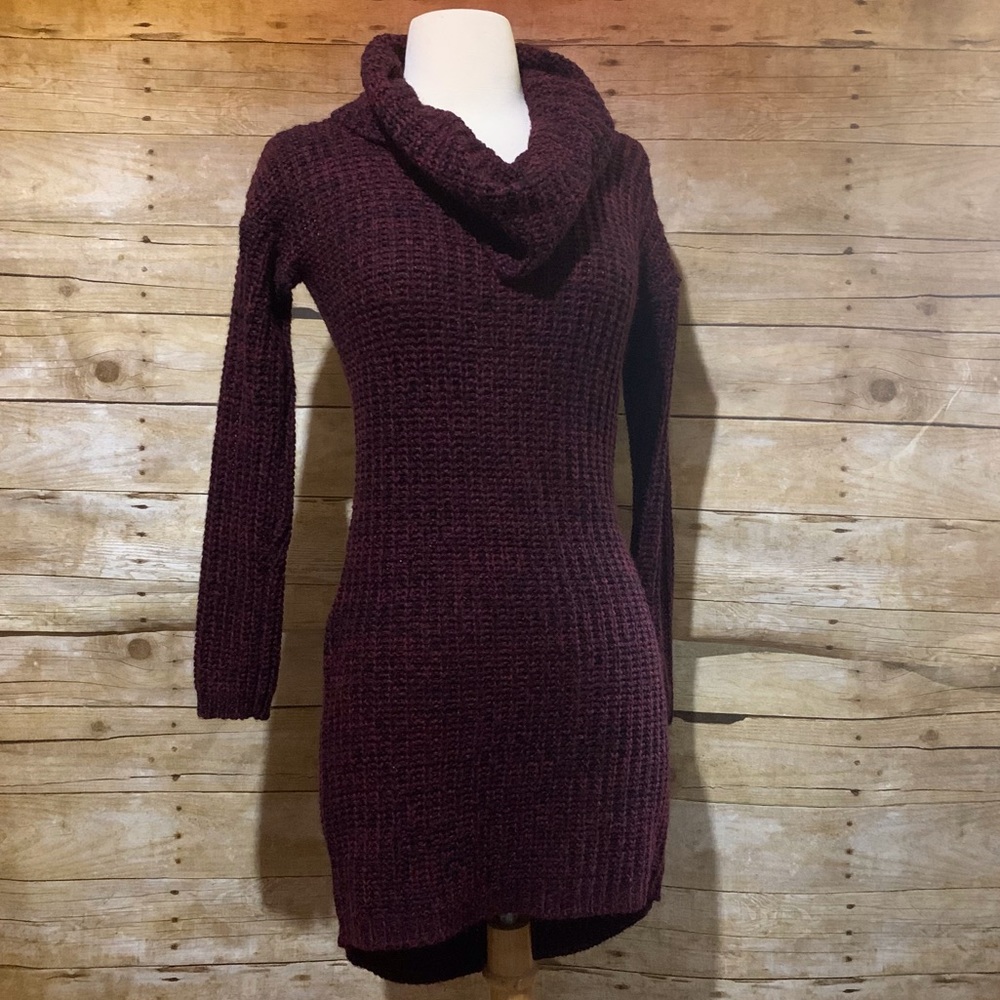 EUC knit burgundy sweaterdress